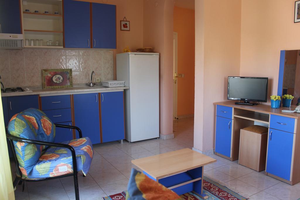 Yalcinkayalar Aparthotel Datça Quarto foto